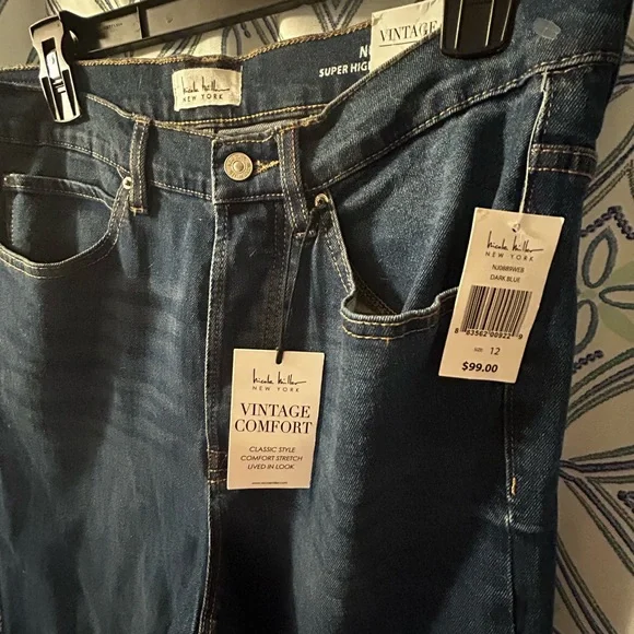 NWT Nicole Miller Vintage Comfort Jeans in Deep Blue W/Pockets “Worn Style” - Picture 9 of 16